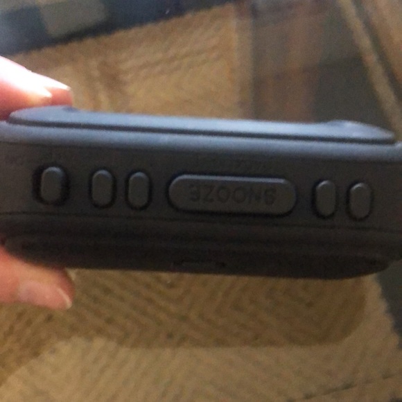 Like New alarm clock - Picture 3 of 5